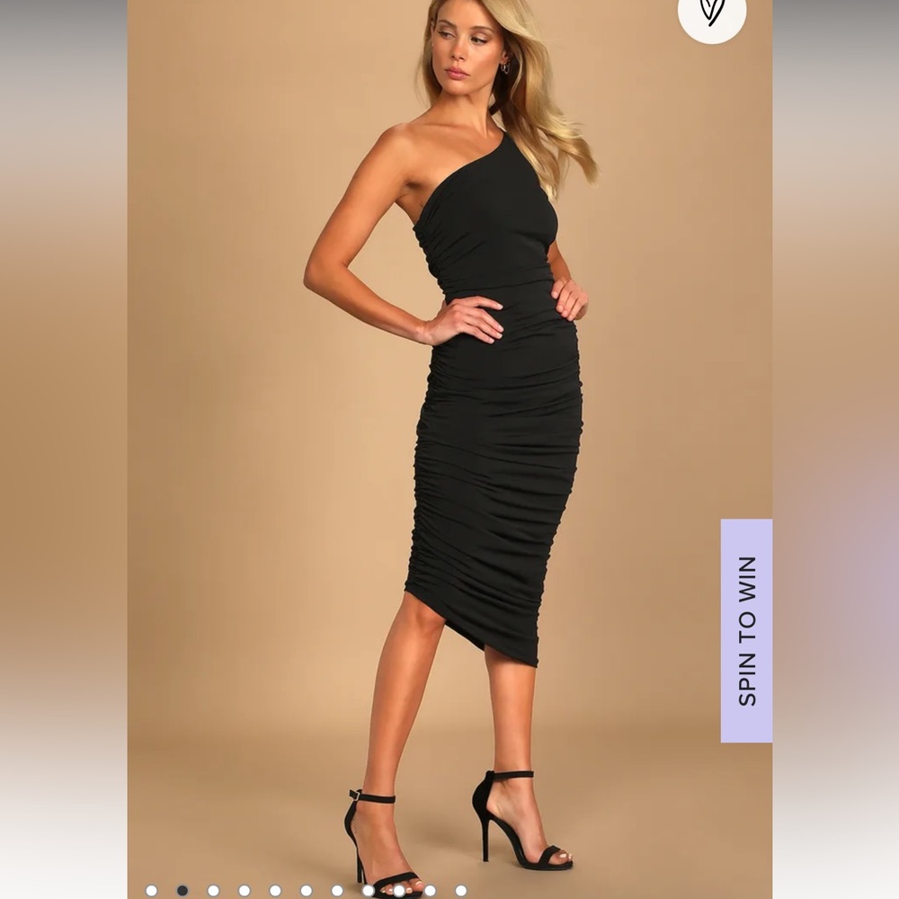 Lulus Total Appeal One shoulder Bodycon midi dress